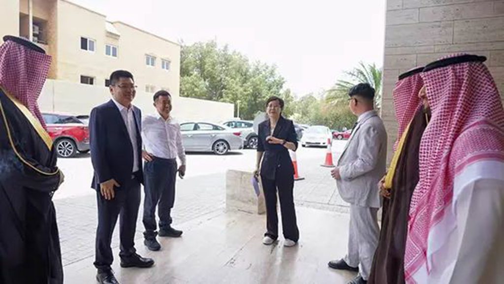一汽解放李胜深入沙特市场开展专题调研 - 第2张 - 提加商用车网 一汽解放李胜深入沙特市场开展专题调研 - 第2张
