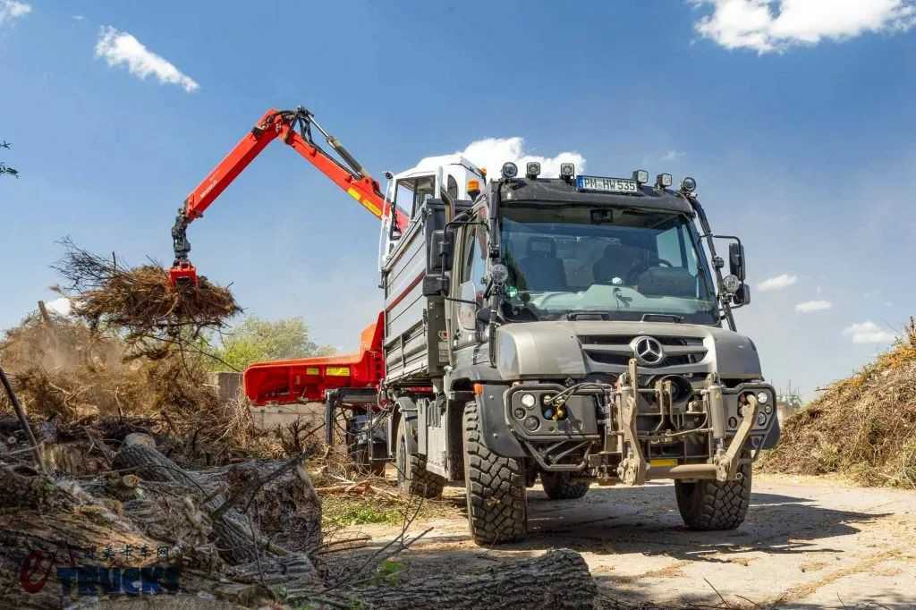 乌尼莫克百系列看过瘾!柴油纯电齐上阵,奔驰Demopark 2025展车阵容真豪华 - 第6张 - 提加商用车网 乌尼莫克百系列看过瘾!柴油纯电齐上阵,奔驰Demopark 2025展车阵容真豪华 - 第6张