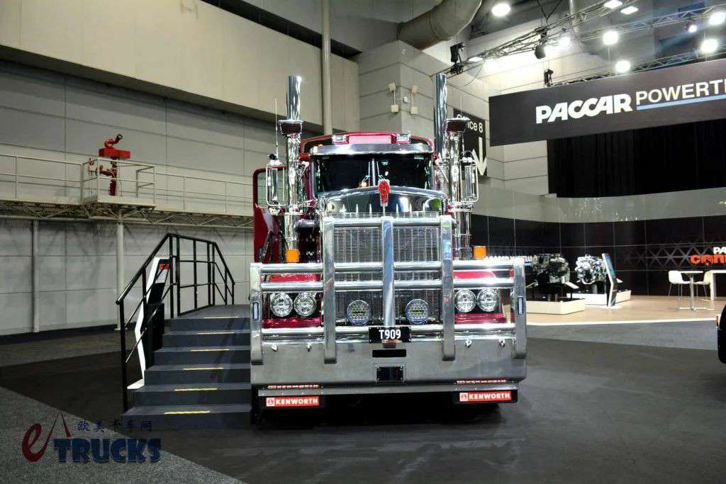 感受长头卡车的力量盛宴!还有美式平头卡车?带您逛2025布里斯班卡车展·美卡篇 - 第9张 - 提加商用车网 感受长头卡车的力量盛宴!还有美式平头卡车?带您逛2025布里斯班卡车展·美卡篇 - 第9张