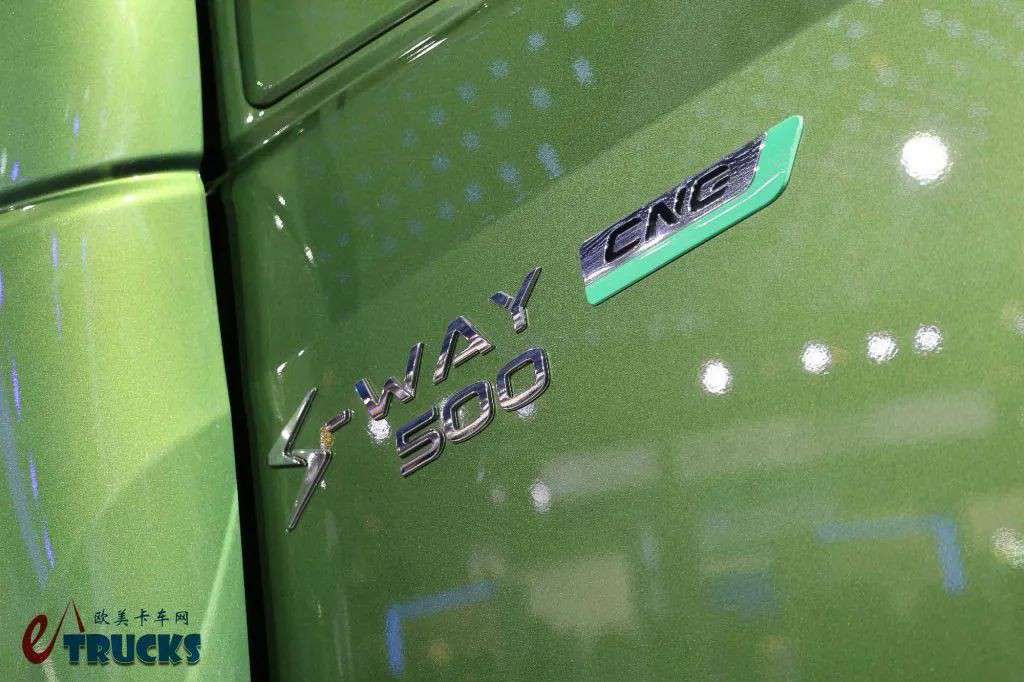 欧洲“奶瓶车”老炮?法拉利同款打火按键,实拍依维柯S-Way天然气重卡 - 第9张 - 提加商用车网 欧洲“奶瓶车”老炮?法拉利同款打火按键,实拍依维柯S-Way天然气重卡 - 第9张