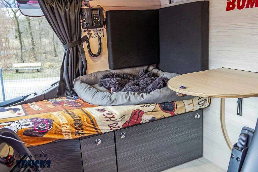 能热饭能洗漱，专为单人驾驶打造，雷诺T-High生活舱牵引车了解一下！ - 第9张