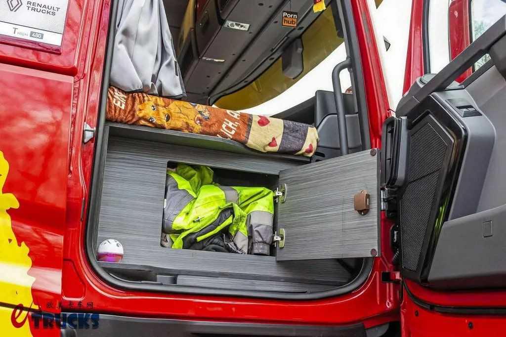 能热饭能洗漱，专为单人驾驶打造，雷诺T-High生活舱牵引车了解一下！ - 第10张