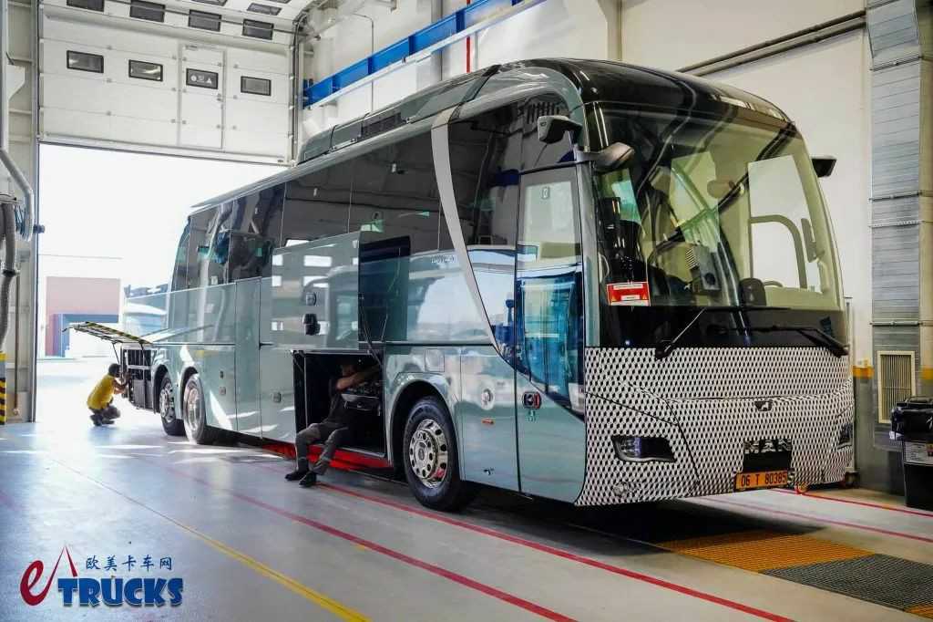 风阻低至0.31,续航里程达650公里!曼恩Lion’s Coach 14 E纯电动大巴来袭,实力几何? - 第10张 - 提加商用车网 风阻低至0.31,续航里程达650公里!曼恩Lion’s Coach 14 E纯电动大巴来袭,实力几何? - 第10张