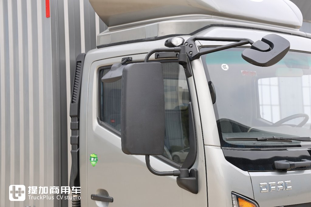 康明斯185马力+超强承载能力,东风康陆威这款新车可太强了 - 第3张 - 提加商用车网 康明斯185马力+超强承载能力,东风康陆威这款新车可太强了 - 第3张