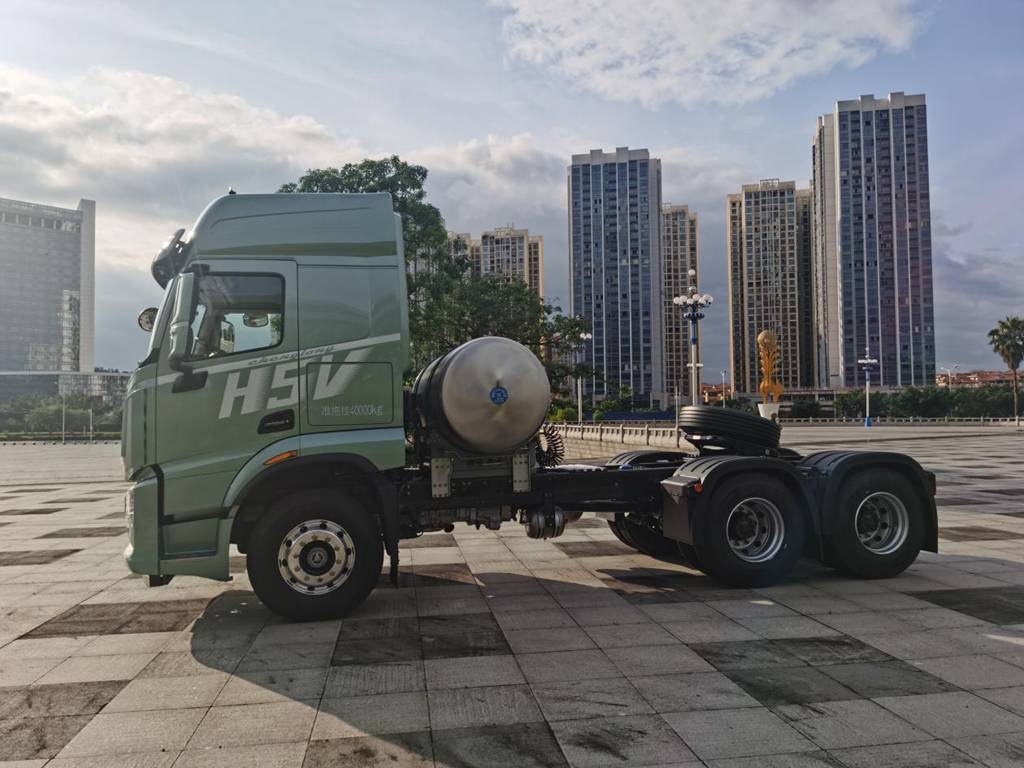 国四置换至高省11万!乘龙H5V创富版LNG牵引车重磅来袭 - 第4张 - 提加商用车网 国四置换至高省11万!乘龙H5V创富版LNG牵引车重磅来袭 - 第4张
