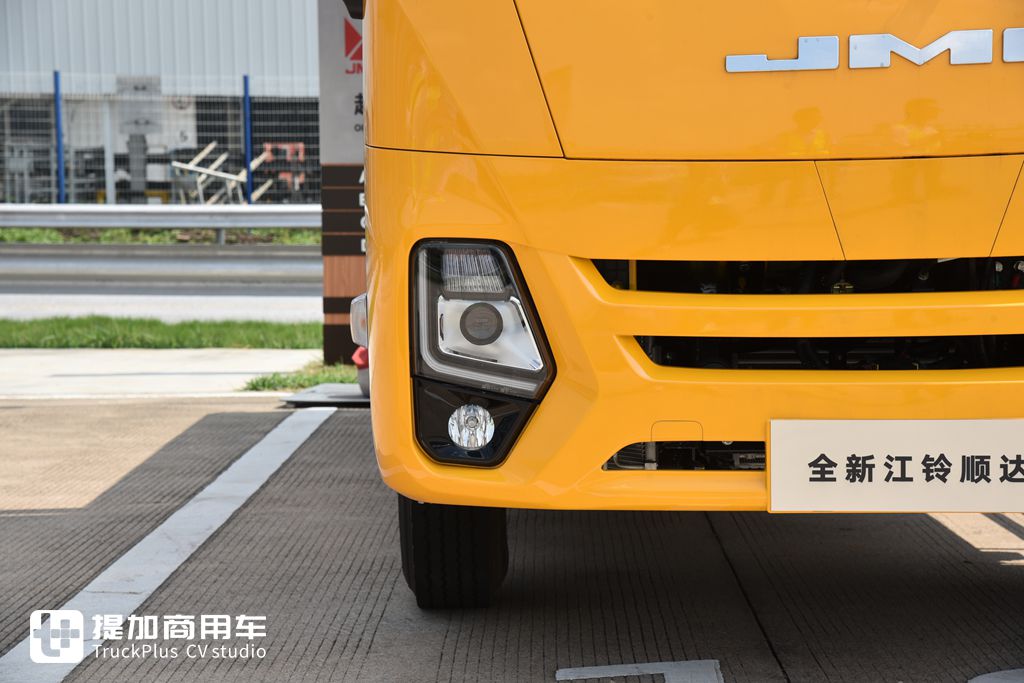 轻卡界“神车”再进化:百万用户见证,全新江铃顺达如何续写国民卡车传奇? - 第4张 - 提加商用车网 轻卡界“神车”再进化:百万用户见证,全新江铃顺达如何续写国民卡车传奇? - 第4张