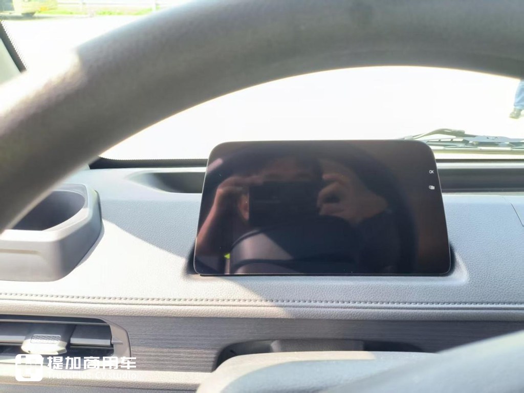 轻卡界“神车”再进化:百万用户见证,全新江铃顺达如何续写国民卡车传奇? - 第7张 - 提加商用车网 轻卡界“神车”再进化:百万用户见证,全新江铃顺达如何续写国民卡车传奇? - 第7张