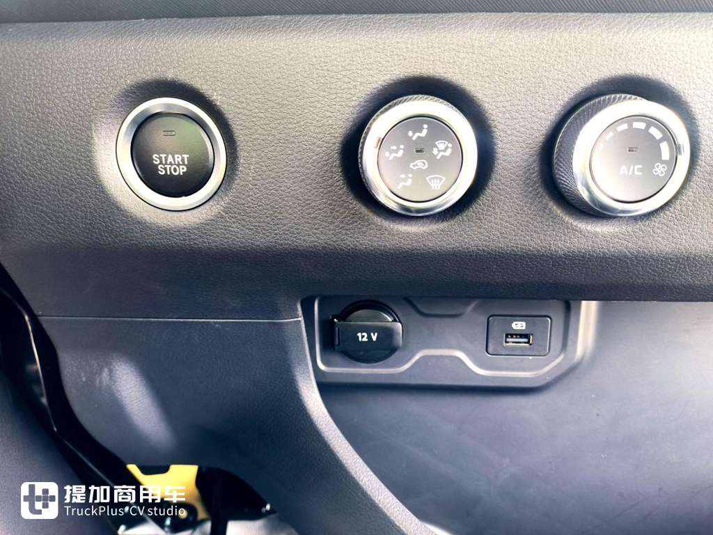轻卡界“神车”再进化:百万用户见证,全新江铃顺达如何续写国民卡车传奇? - 第9张 - 提加商用车网 轻卡界“神车”再进化:百万用户见证,全新江铃顺达如何续写国民卡车传奇? - 第9张