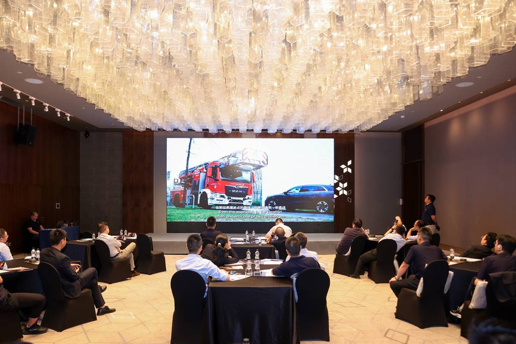 湘水之畔共话技术方向—曼恩与中联重科应急装备开启深度对话 - 第1张 - 提加商用车网 湘水之畔共话技术方向—曼恩与中联重科应急装备开启深度对话 - 第1张