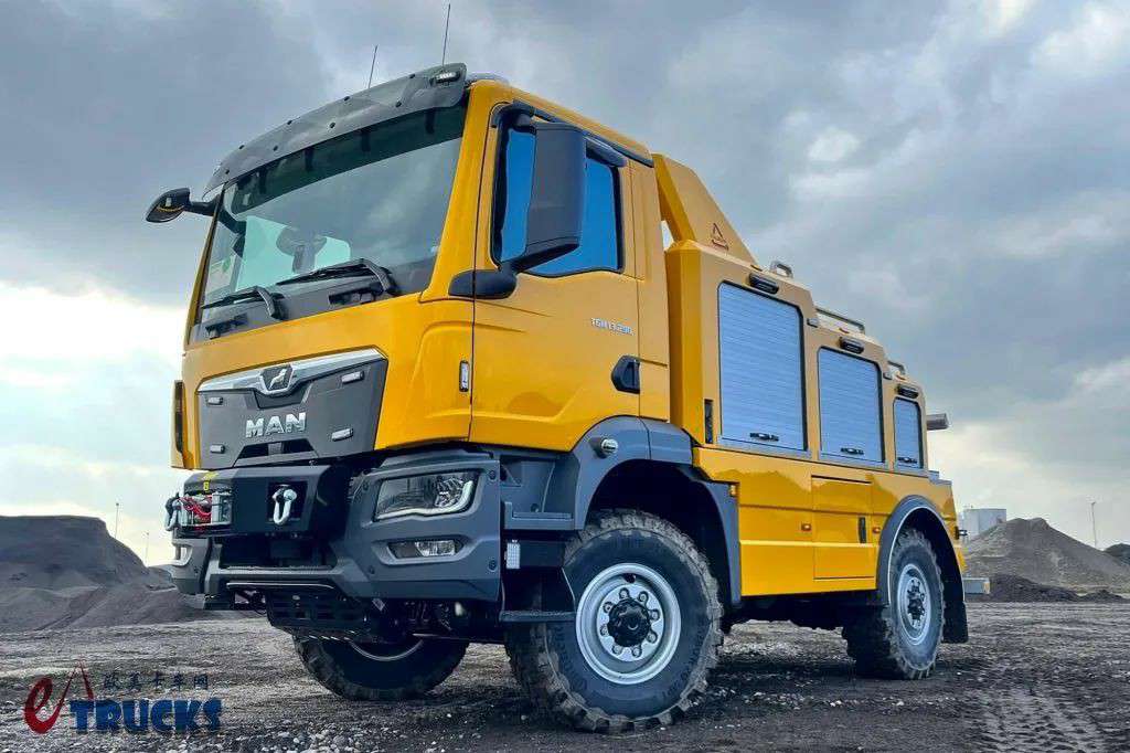 4×4全驱越野性能强,车身结构超紧凑!曼恩TGM四驱清障车实拍 - 第2张 - 提加商用车网 4×4全驱越野性能强,车身结构超紧凑!曼恩TGM四驱清障车实拍 - 第2张