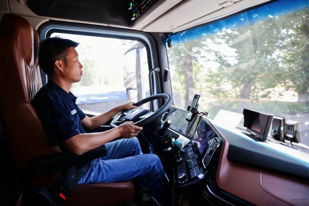 福田欧曼银河3高效运营价值之旅:用户亲测鲜速运输显真章 - 第2张 - 提加商用车网 福田欧曼银河3高效运营价值之旅:用户亲测鲜速运输显真章 - 第2张