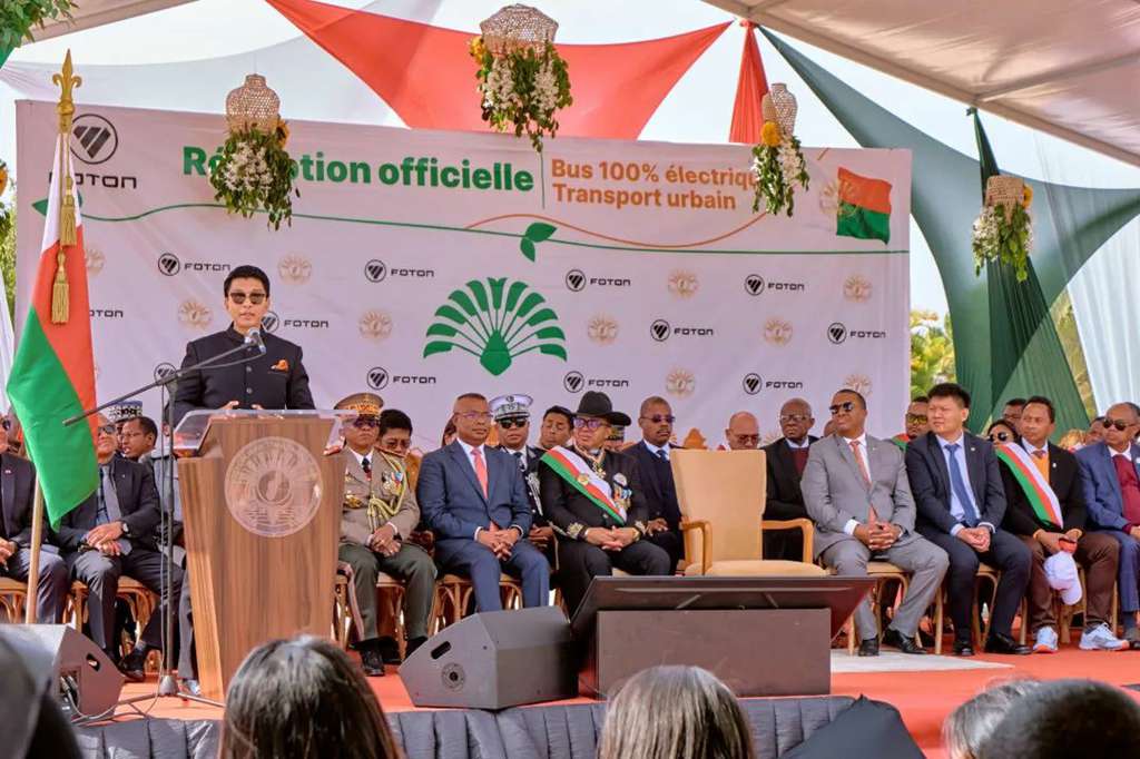 北汽福田312台客车成功交付马达加斯加 - 第2张