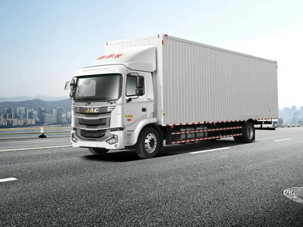 袁师傅眼中的江淮格尔发:油耗低、性能好、服务好 - 第2张 - 提加商用车网 袁师傅眼中的江淮格尔发:油耗低、性能好、服务好 - 第2张