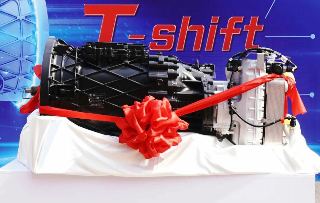 一汽解放T-shift 12挡AMT产品上市发布会暨2025京津冀万辆庆典隆重举行 - 第3张 - 提加商用车网 一汽解放T-shift 12挡AMT产品上市发布会暨2025京津冀万辆庆典隆重举行 - 第3张