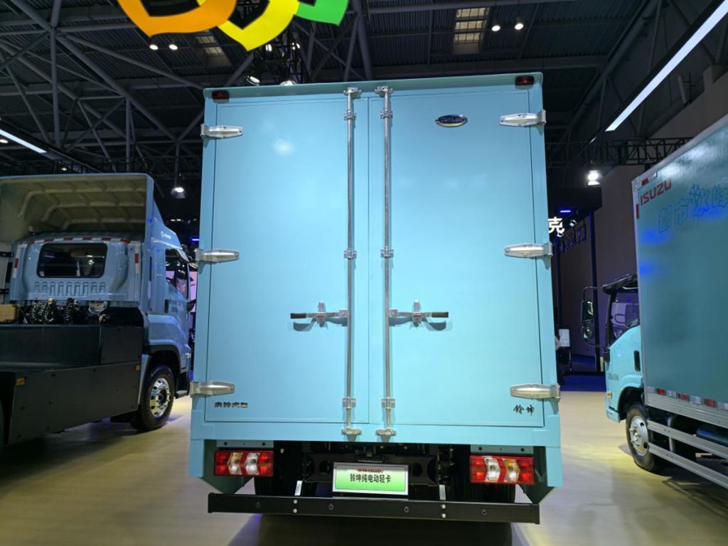 定义高效物流新时代,庆铃铃坤领跑新能源轻卡赛道 - 第2张 - 提加商用车网 定义高效物流新时代,庆铃铃坤领跑新能源轻卡赛道 - 第2张