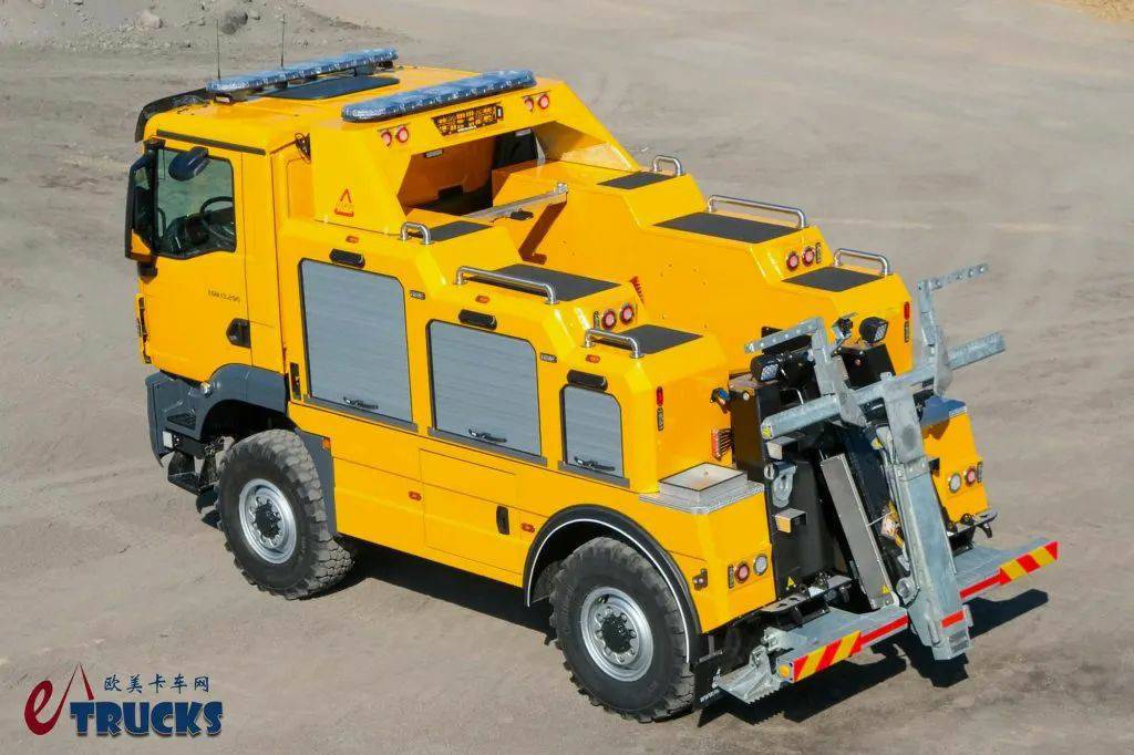 4×4全驱越野性能强,车身结构超紧凑!曼恩TGM四驱清障车实拍 - 第11张 - 提加商用车网 4×4全驱越野性能强,车身结构超紧凑!曼恩TGM四驱清障车实拍 - 第11张