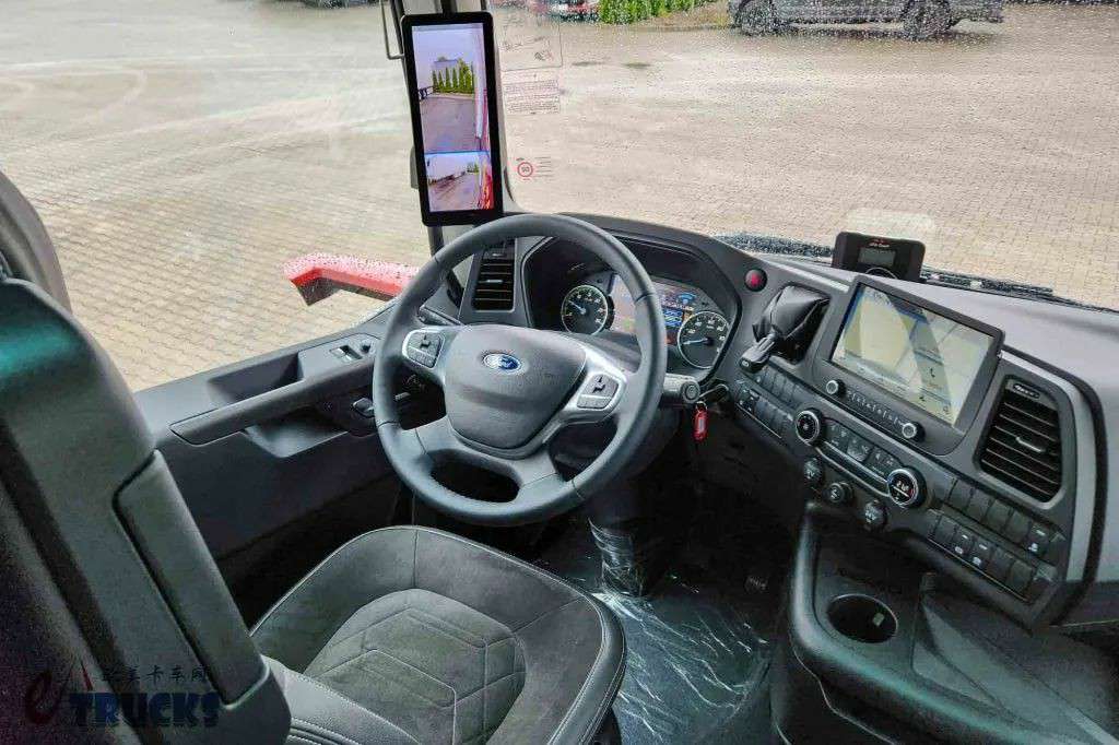 欧洲最具性价比重卡？二代发动机+电子后视镜，福特第二代F-MAX来袭，实拍带您看实力几何 - 第12张