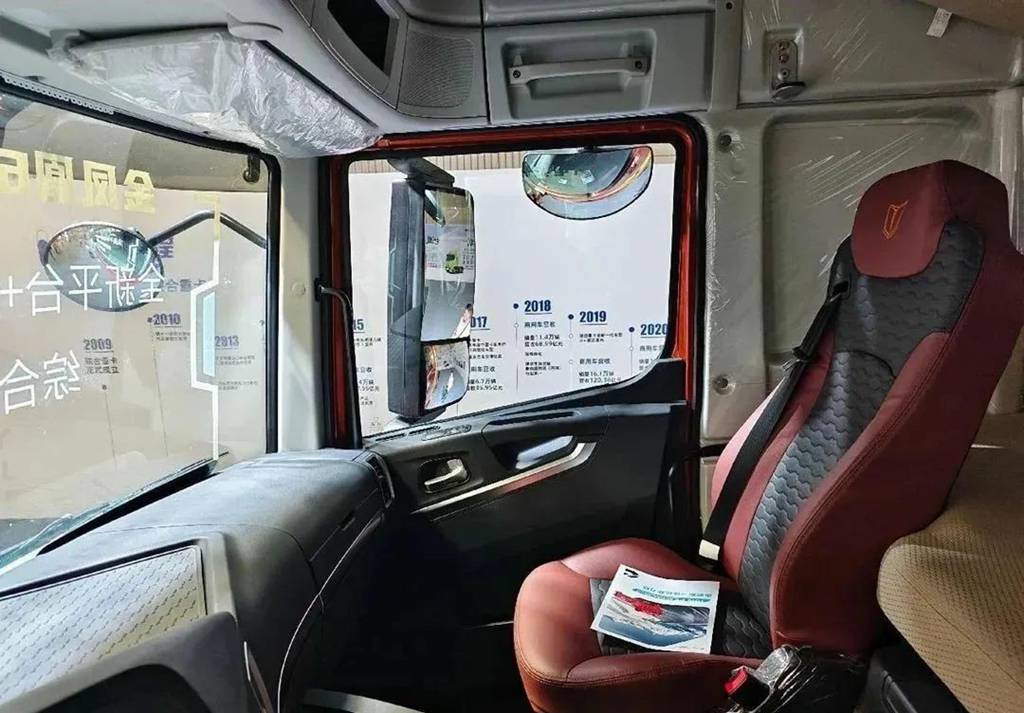 39.99万元买630马力燃气车 还送一台奇瑞冰淇淋!看奇瑞商用车全新“金凤凰”重卡 - 第14张 - 提加商用车网 39.99万元买630马力燃气车 还送一台奇瑞冰淇淋!看奇瑞商用车全新“金凤凰”重卡 - 第14张