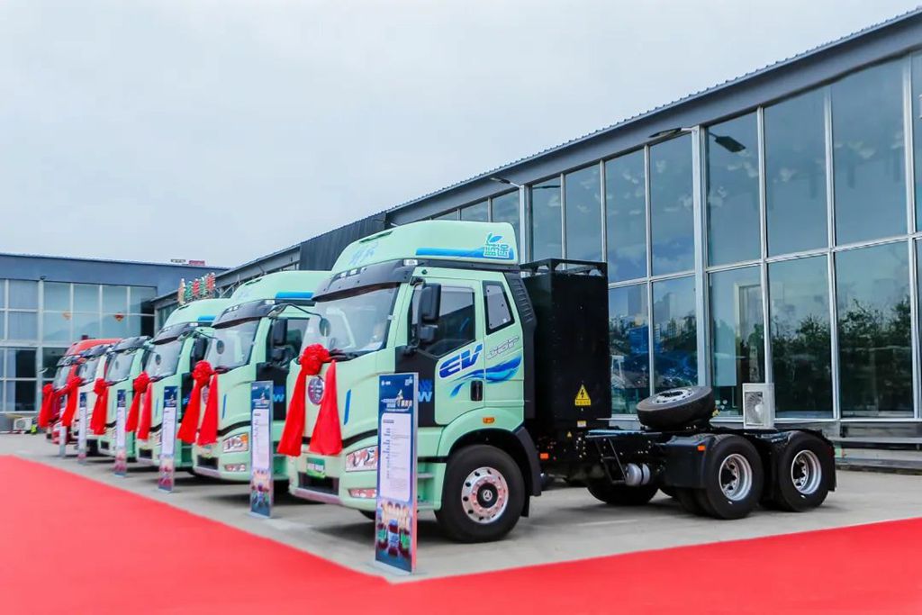 一汽解放晋蒙新能源千辆庆典隆重举行 - 第2张 - 提加商用车网 一汽解放晋蒙新能源千辆庆典隆重举行 - 第2张