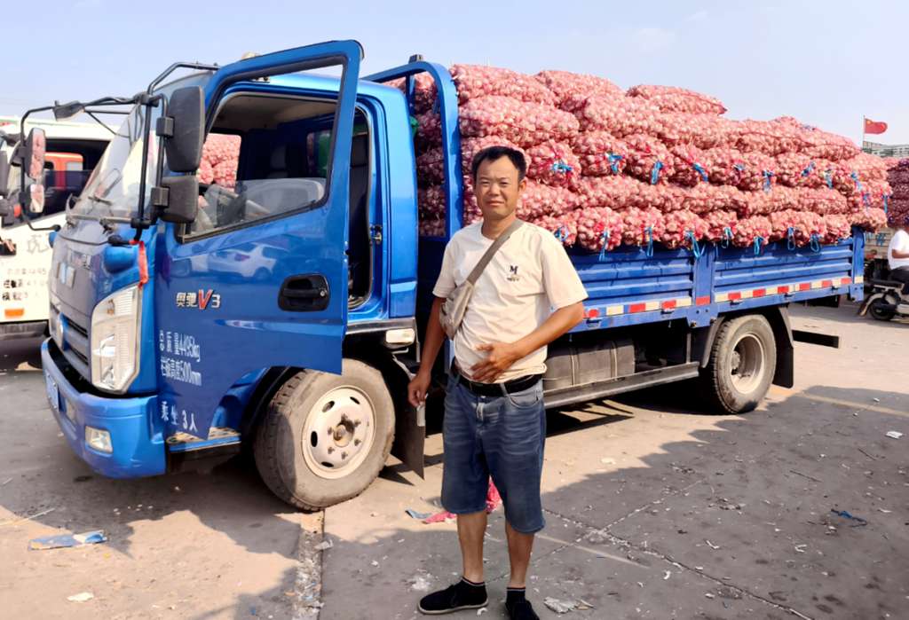 城市运输的明智之选——飞碟奥驰V6(原飞碟奥驰V3) “蒜你行” - 第1张 - 提加商用车网 城市运输的明智之选——飞碟奥驰V6(原飞碟奥驰V3) “蒜你行” - 第1张