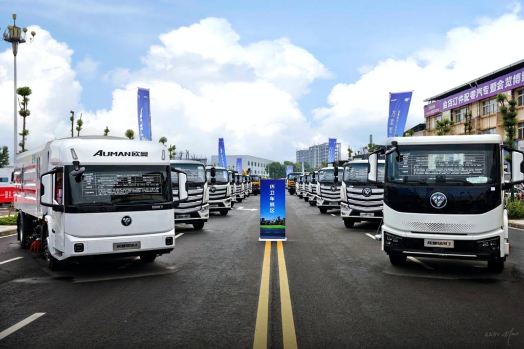 50余辆福田欧曼专用车集结,欧曼银河3高效运营价值之旅抵达随州 - 第3张 - 提加商用车网 50余辆福田欧曼专用车集结,欧曼银河3高效运营价值之旅抵达随州 - 第3张