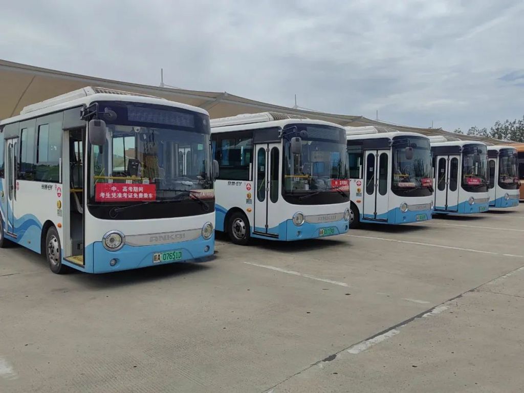 安凯客车变身“985逐梦专列” 合肥公交暖心护航高考路 - 第5张 - 提加商用车网 安凯客车变身“985逐梦专列” 合肥公交暖心护航高考路 - 第5张