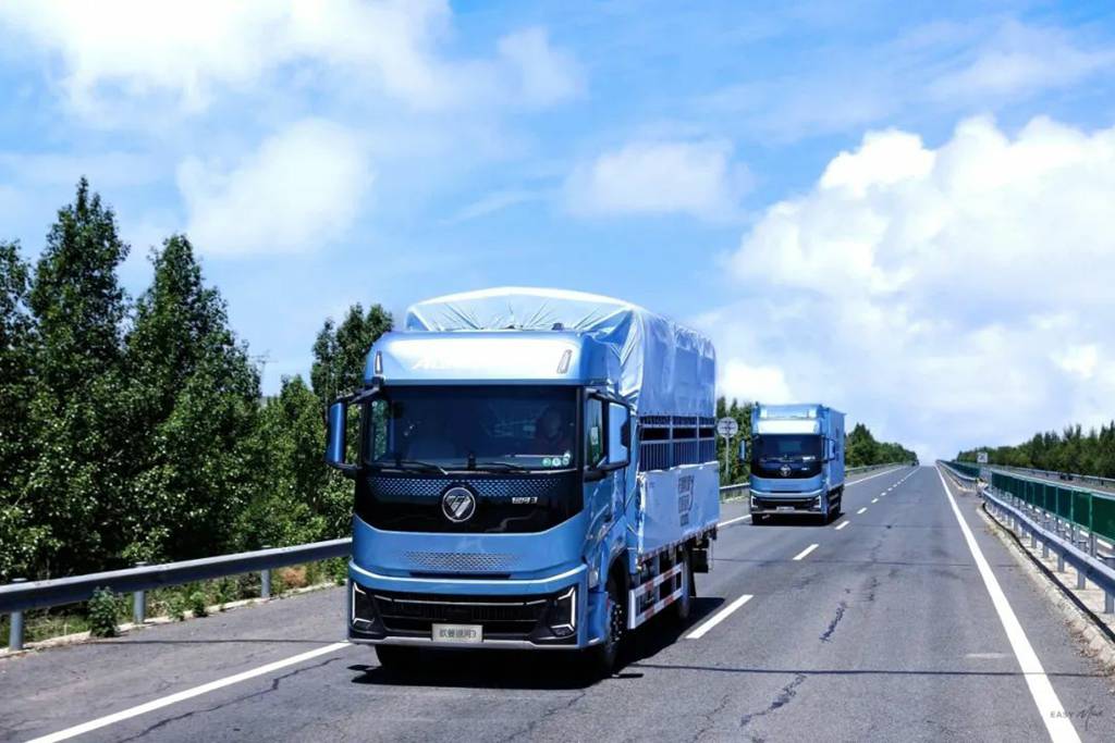 驰骋南北运输线 一路领“鲜”！福田欧曼银河3高效运营价值之旅再启程 - 第3张