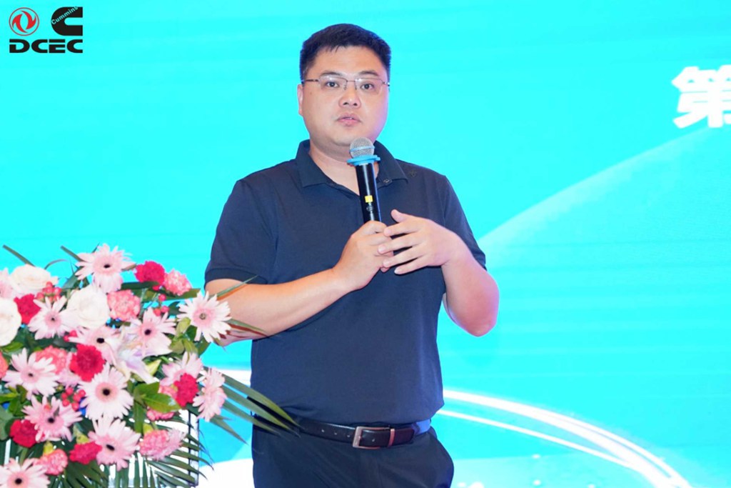 “风雨同渡 关山共越” 东风康明斯油品百万俱乐部会议圆满举行 - 第5张 - 提加商用车网 “风雨同渡 关山共越” 东风康明斯油品百万俱乐部会议圆满举行 - 第5张