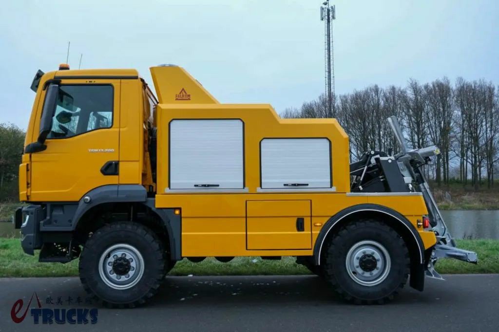 4×4全驱越野性能强,车身结构超紧凑!曼恩TGM四驱清障车实拍 - 第5张 - 提加商用车网 4×4全驱越野性能强,车身结构超紧凑!曼恩TGM四驱清障车实拍 - 第5张