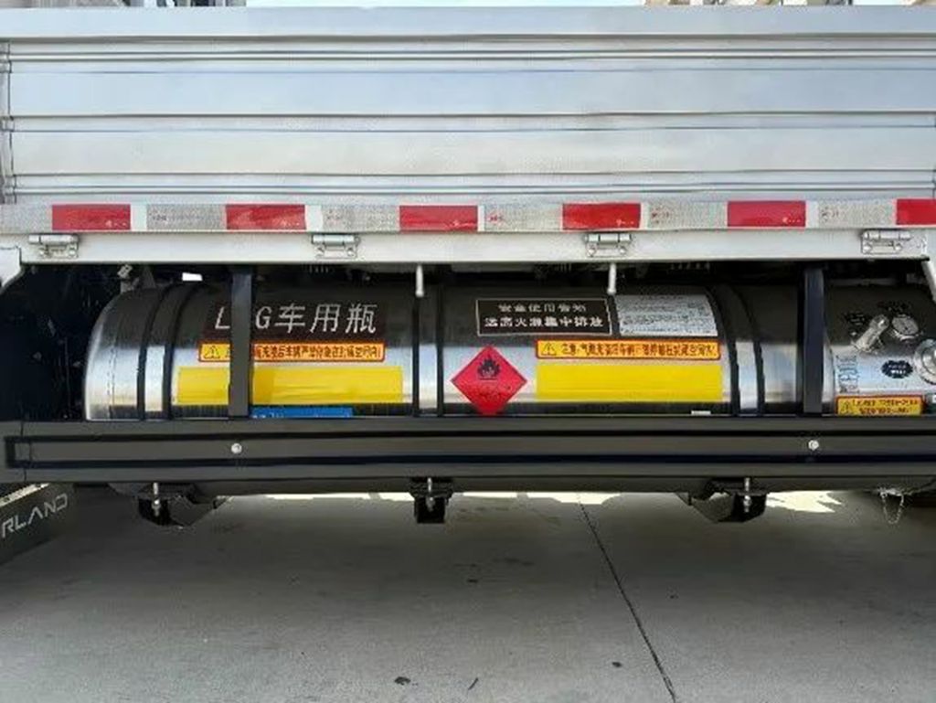 领航大G-LNG新标产品怎么样?赛车场上“暴力”试驾见真章 - 第6张 - 提加商用车网 领航大G-LNG新标产品怎么样?赛车场上“暴力”试驾见真章 - 第6张