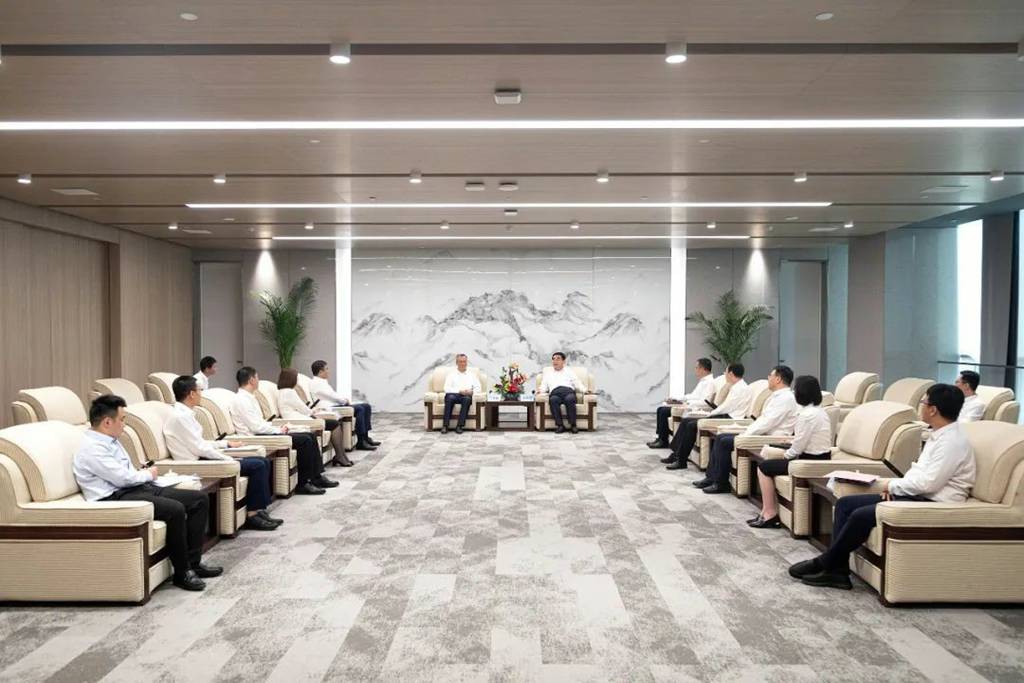 山东重工集团与中国光大银行签署战略合作协议 - 第1张 - 提加商用车网 山东重工集团与中国光大银行签署战略合作协议 - 第1张