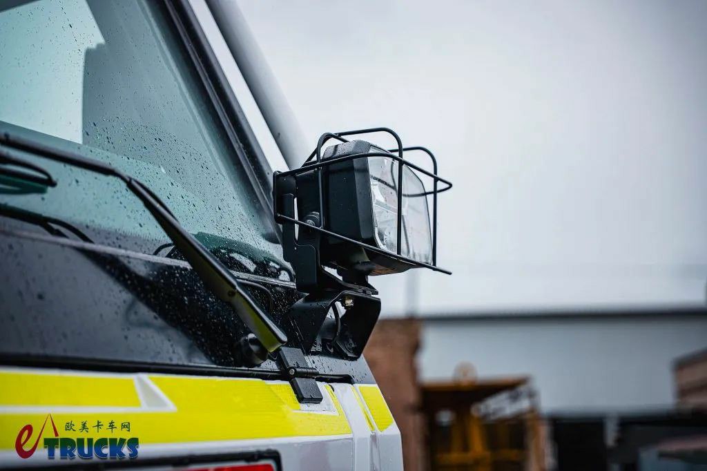 风冷V8+全轮转向,通过性超强!如此短小精悍的太脱拉Force消防车见过吗 - 第8张 - 提加商用车网 风冷V8+全轮转向,通过性超强!如此短小精悍的太脱拉Force消防车见过吗 - 第8张