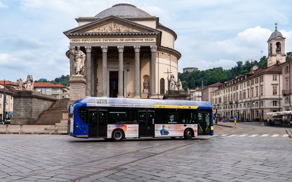 依维柯五十华诞:传承荣耀,启创未来 - 第1张 - 提加商用车网 依维柯五十华诞:传承荣耀,启创未来 - 第1张