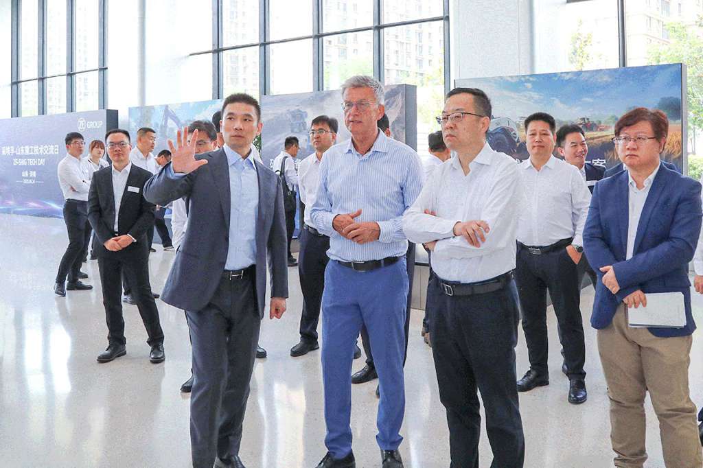 山东重工集团与采埃孚举办技术交流日 - 第5张 - 提加商用车网 山东重工集团与采埃孚举办技术交流日 - 第5张