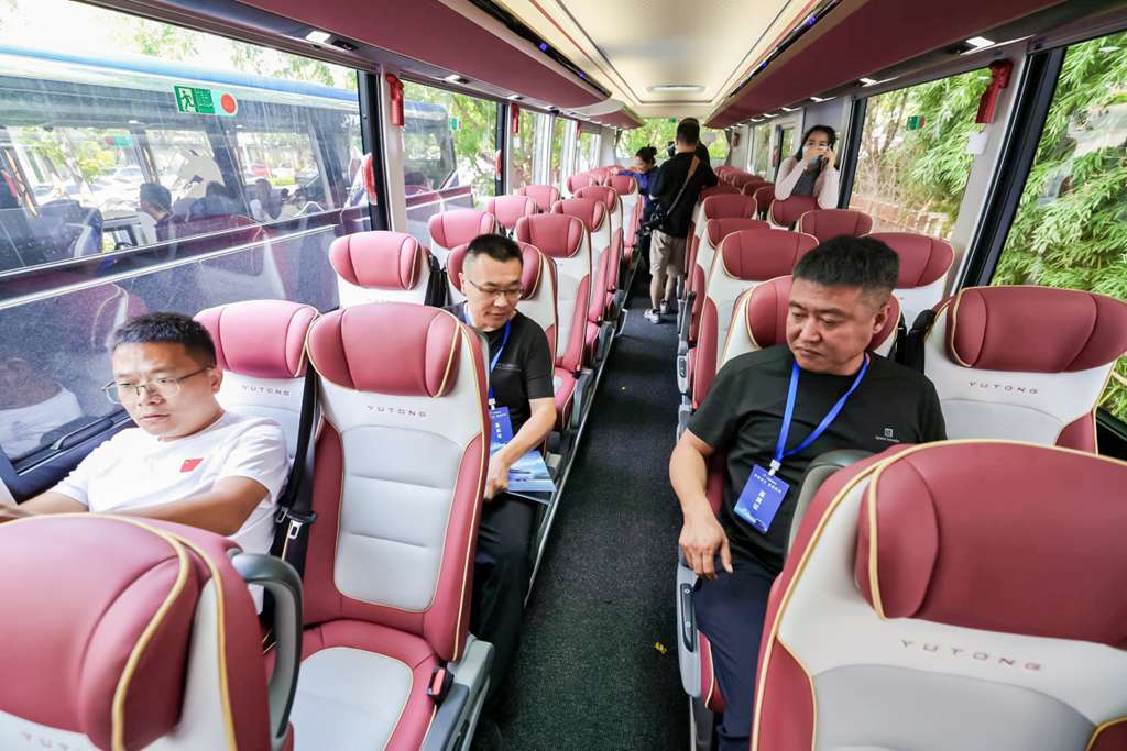 东方美学融合世界科技!宇通天域S12正式上市,重新定义“高端客车” - 第8张 - 提加商用车网 东方美学融合世界科技!宇通天域S12正式上市,重新定义“高端客车” - 第8张
