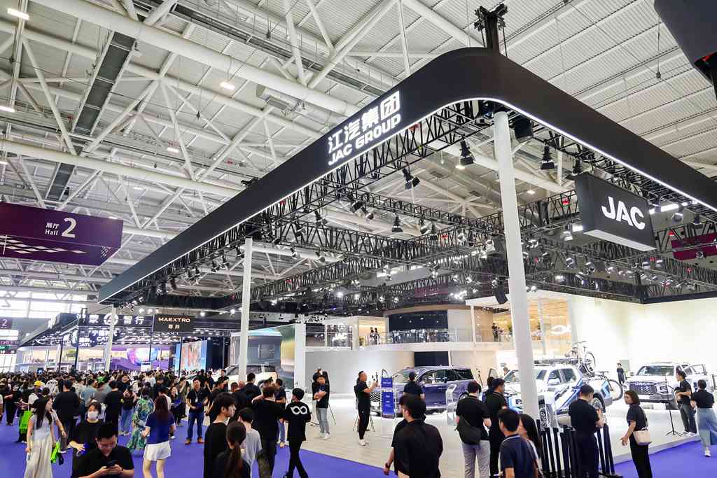 不是所有插混皮卡都能扭矩破千！悍途PHEV定义皮卡动力新标准 - 第1张