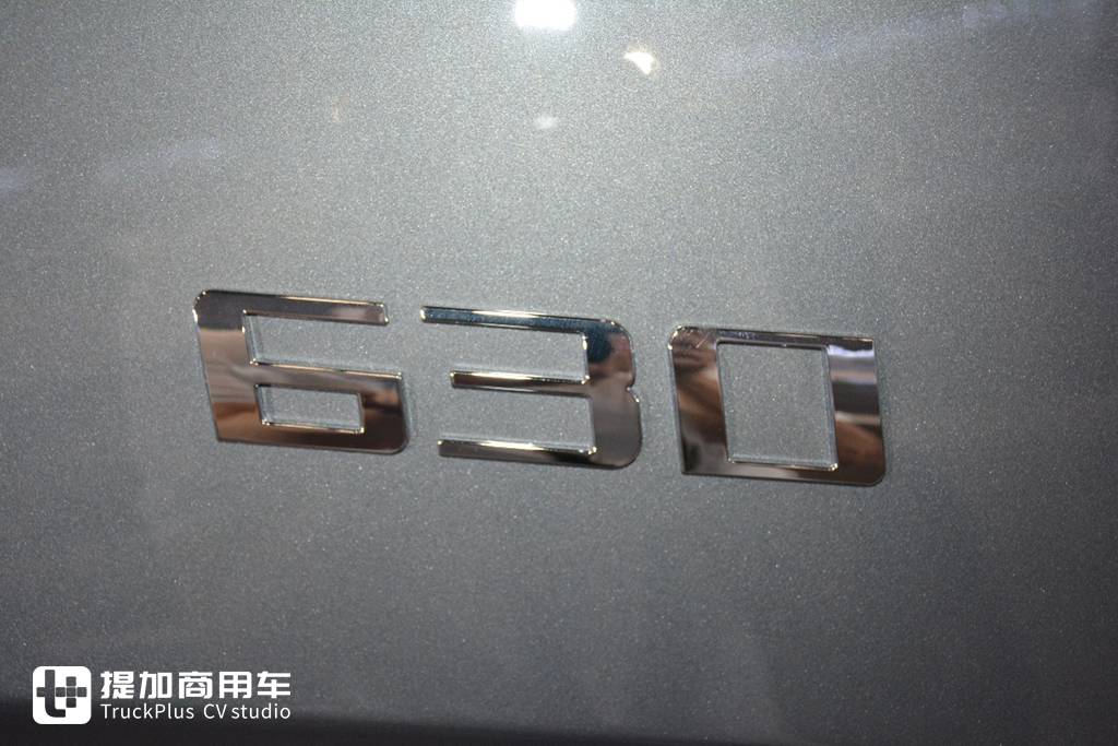 节气5%,高端燃气车新体验,乘龙HK 630马力LNG牵引车实拍 - 第18张 - 提加商用车网 节气5%,高端燃气车新体验,乘龙HK 630马力LNG牵引车实拍 - 第18张