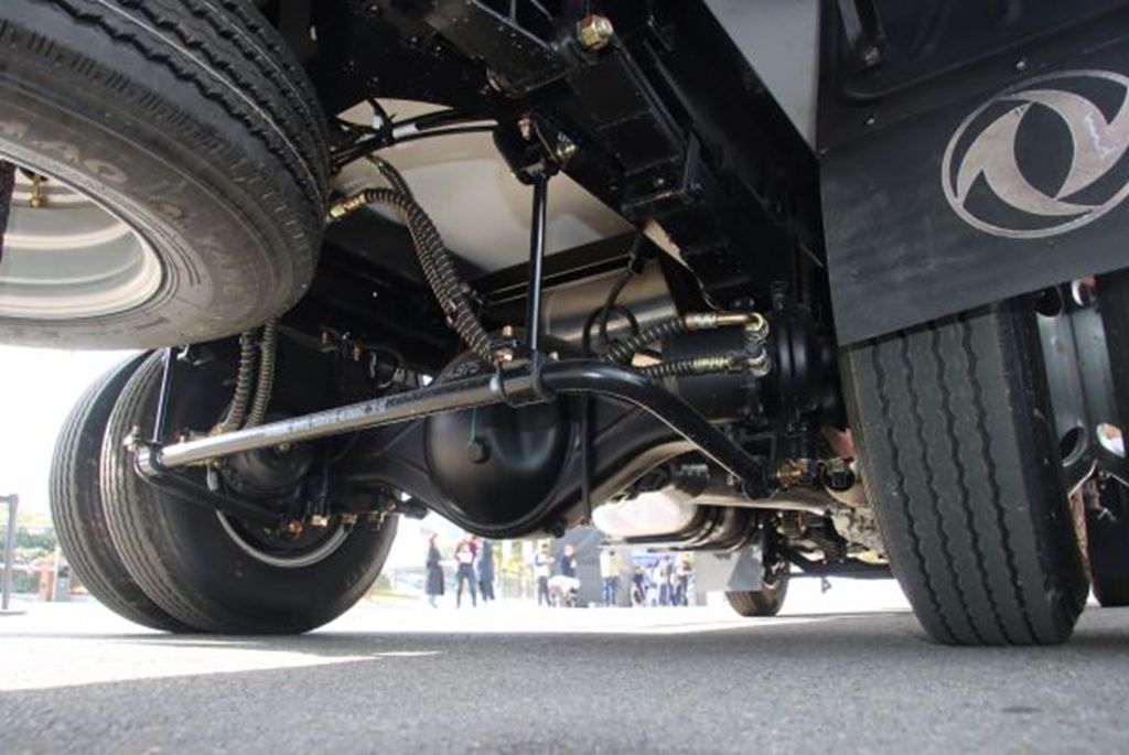 蓝牌极限卡车怎么选?东风多利卡康陆威:大六米轻卡最优解 - 第2张 - 提加商用车网 蓝牌极限卡车怎么选?东风多利卡康陆威:大六米轻卡最优解 - 第2张