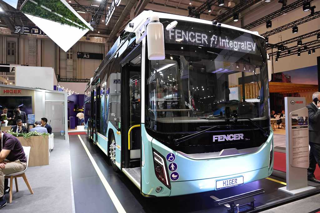 苏州金龙FENCER f1亮相UITP世界公共交通展:助力欧洲公共交通绿色发展 - 第2张 - 提加商用车网 苏州金龙FENCER f1亮相UITP世界公共交通展:助力欧洲公共交通绿色发展 - 第2张