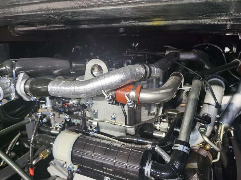 “创富一哥”乘龙H5 LNG大单桥四大优势让快递运输多拉多赚 - 第3张 - 提加商用车网 “创富一哥”乘龙H5 LNG大单桥四大优势让快递运输多拉多赚 - 第3张