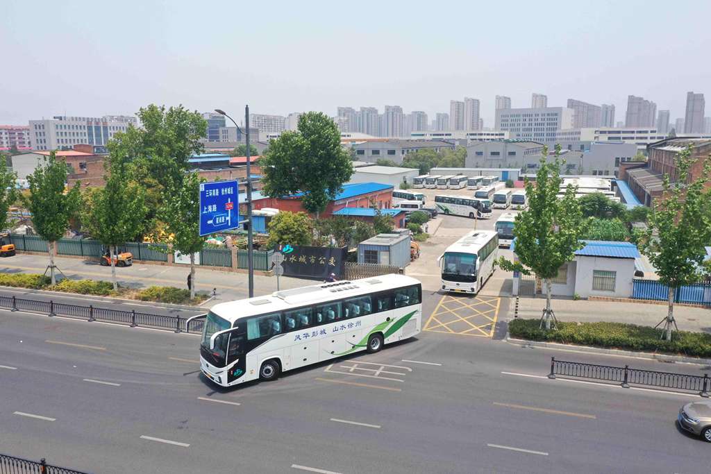 批量海格新V系客车上线徐州!解锁旅游客运转型升级新图景 - 第3张 - 提加商用车网 批量海格新V系客车上线徐州!解锁旅游客运转型升级新图景 - 第3张