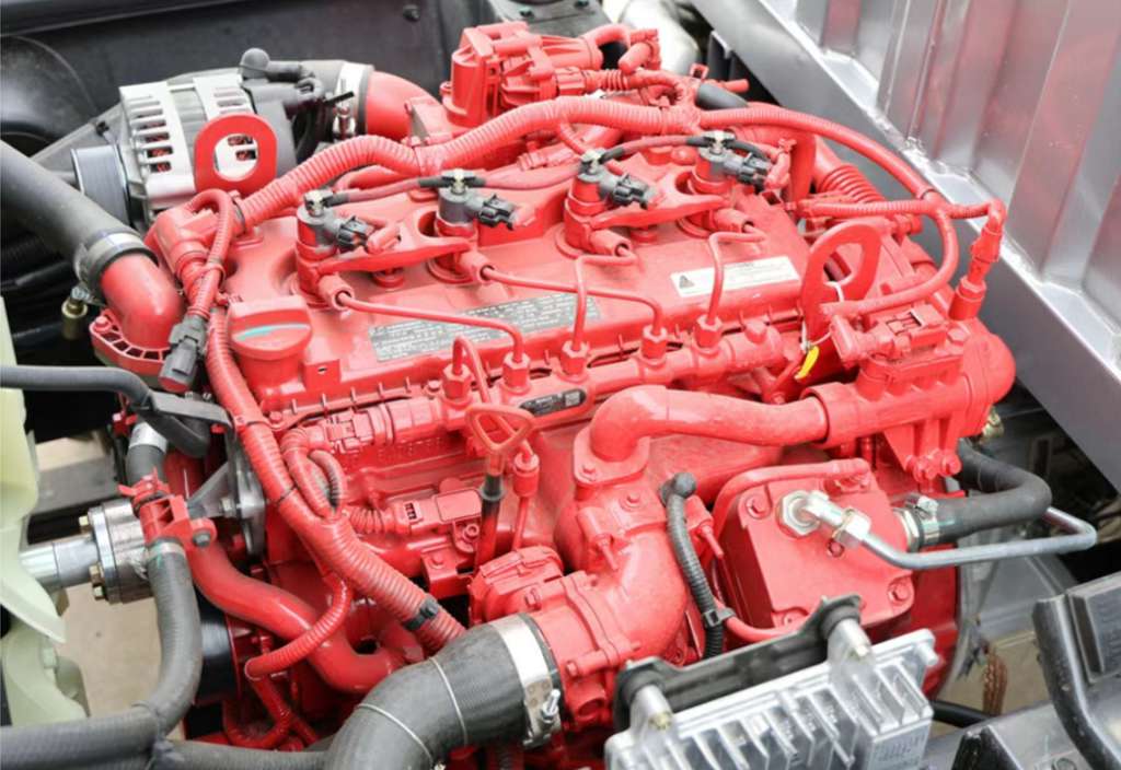 蓝牌极限卡车怎么选?东风多利卡康陆威:大六米轻卡最优解 - 第4张 - 提加商用车网 蓝牌极限卡车怎么选?东风多利卡康陆威:大六米轻卡最优解 - 第4张