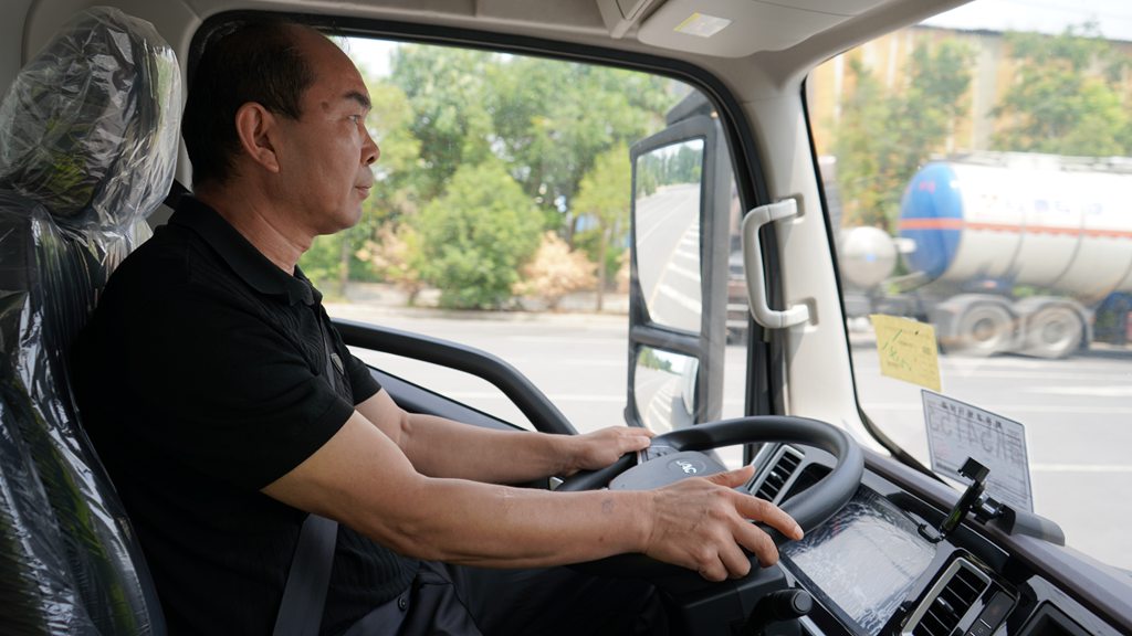 重构中原绿色运力规则!江淮新能源轻卡全场景解决方案登陆郑州 - 第4张 - 提加商用车网 重构中原绿色运力规则!江淮新能源轻卡全场景解决方案登陆郑州 - 第4张