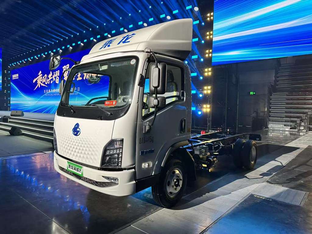 充电快、拉得多、跑得远!乘龙翼威2电动轻卡太能赚! - 第5张 - 提加商用车网 充电快、拉得多、跑得远!乘龙翼威2电动轻卡太能赚! - 第5张