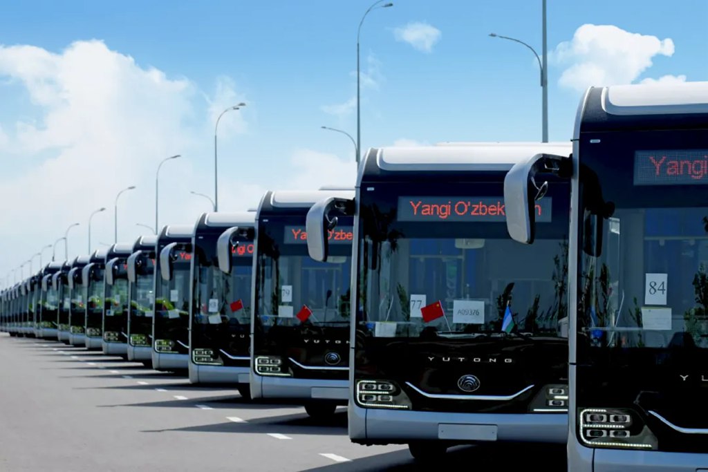 央视CGTN+人民日报高频关注：宇通深耕海外多元发展 - 第6张