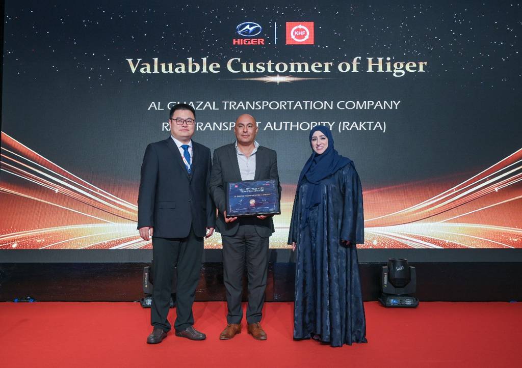 苏州金龙新V系客车迪拜上市：引领阿联酋公共出行新风尚 - 第7张