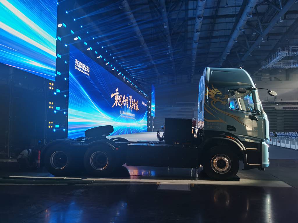 三电技术大突破!乘龙翼威5树立新能源重卡性能标杆 - 第7张 - 提加商用车网 三电技术大突破!乘龙翼威5树立新能源重卡性能标杆 - 第7张