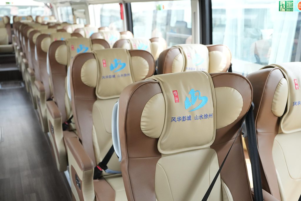 批量海格新V系客车上线徐州!解锁旅游客运转型升级新图景 - 第7张 - 提加商用车网 批量海格新V系客车上线徐州!解锁旅游客运转型升级新图景 - 第7张
