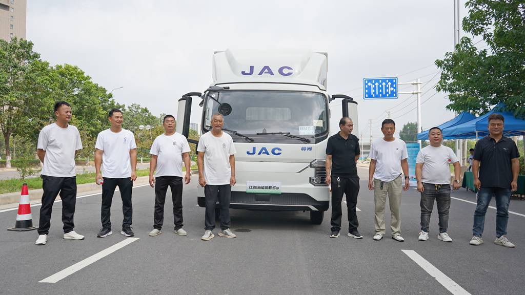 重构中原绿色运力规则!江淮新能源轻卡全场景解决方案登陆郑州 - 第8张 - 提加商用车网 重构中原绿色运力规则!江淮新能源轻卡全场景解决方案登陆郑州 - 第8张