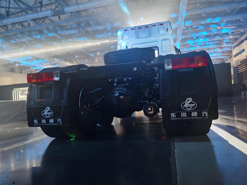 三电技术大突破!乘龙翼威5树立新能源重卡性能标杆 - 第9张 - 提加商用车网 三电技术大突破!乘龙翼威5树立新能源重卡性能标杆 - 第9张